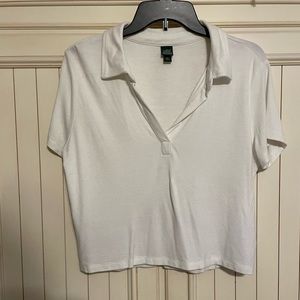 Cropped white polo shirt